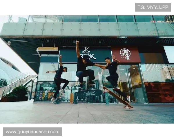 深圳滑板队战术解析:聚焦滑板运动的策略与技巧探讨 深圳滑板队战术解析:聚焦滑板运动的策略与技巧探讨