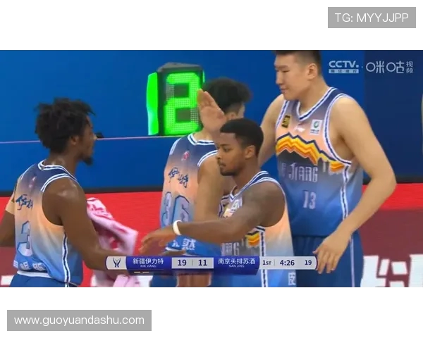 2015年新疆队与同曦队激战回顾:精彩瞬间与赛季亮点分析 2015年新疆队与同曦队激战回顾:精彩瞬间与赛季亮点分析