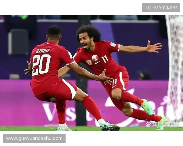 中国足球迎战卡特尔球队力争在国际赛场上再创辉煌