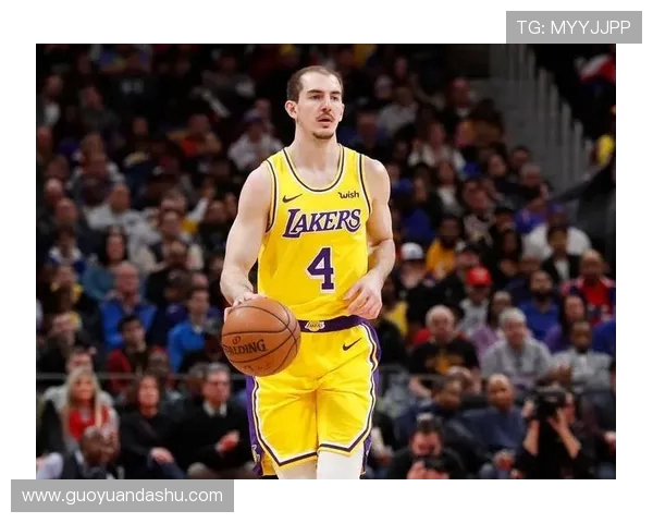 亚历克斯卡鲁索：从无名小卒到NBA明星的奋斗之路与成长故事