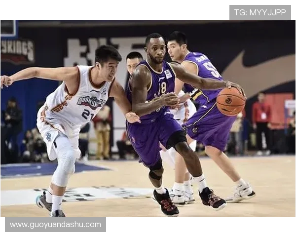 北控与四川激战正酣谁能在这场对决中笑到最后