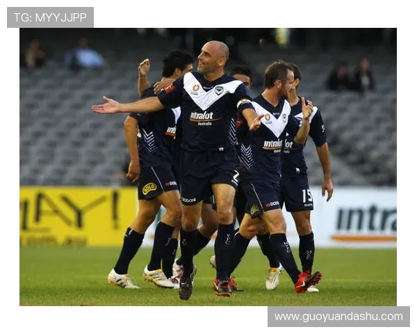 国安在主场迎战墨尔本胜利全力争胜展现球队实力与斗志