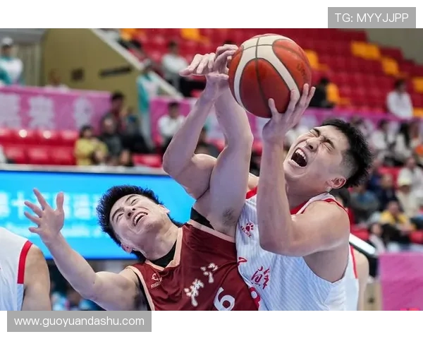 广东与江苏激战11月2号篮球对决精彩纷呈谁能笑到最后 广东与江苏激战11月2号篮球对决精彩纷呈谁能笑到最后