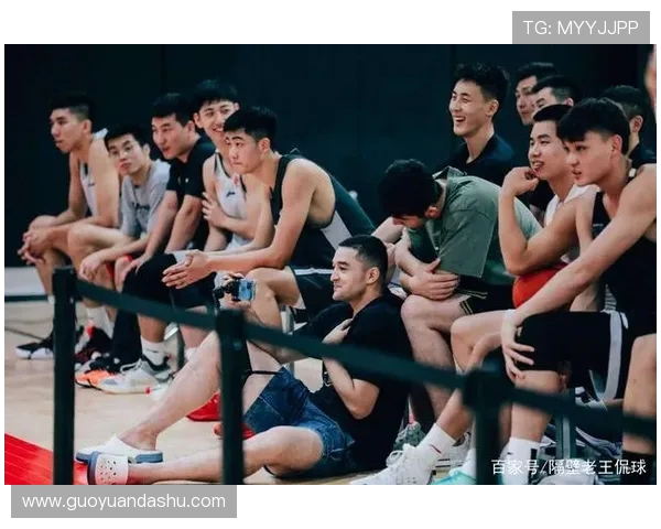 新疆队与同曦队精彩对决回放分析及比赛亮点总结