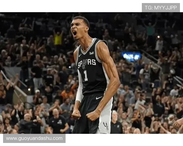 维克托文班亚马：未来篮球巨星的崛起与挑战