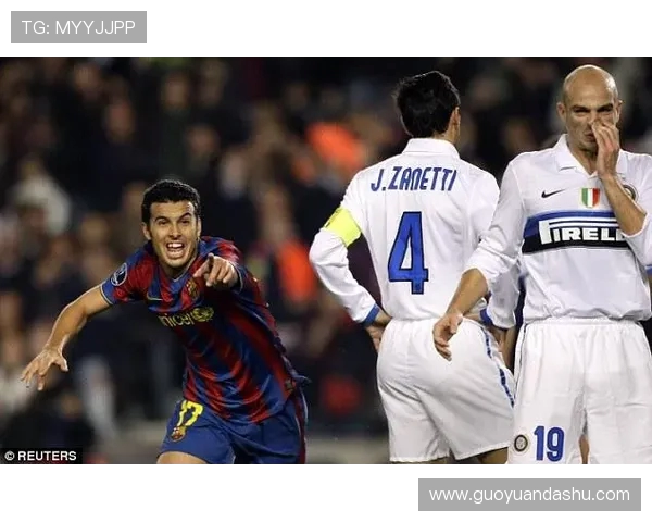 足球三星与首尔的巅峰对决谁能在这场较量中笑到最后