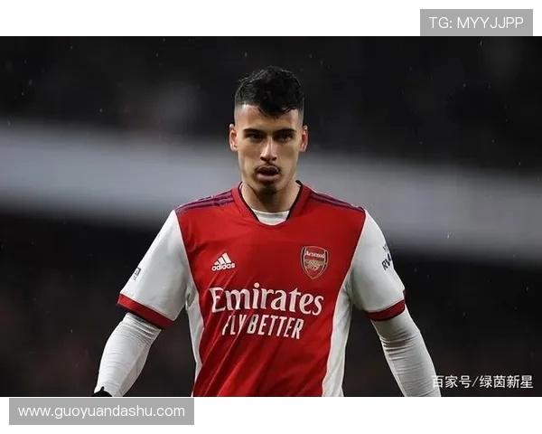 马尔基尼奥斯：从新星崛起到足球巨星的传奇之路