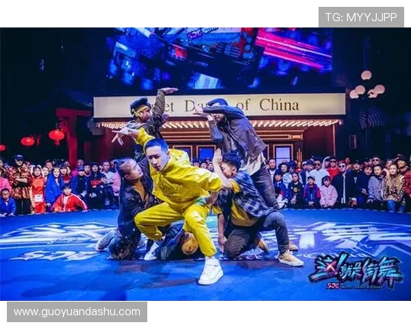 街舞战术解析:上海街舞队如何构建高效盯防体系与战术配合 街舞战术解析:上海街舞队如何构建高效盯防体系与战术配合