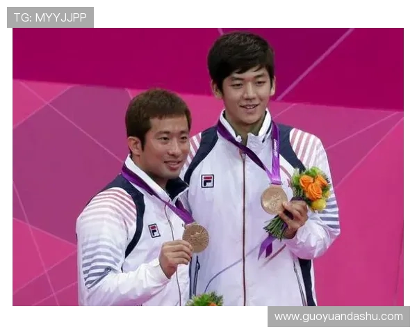 南京羽毛球队在奥运会中的团队协作表现分析与点评